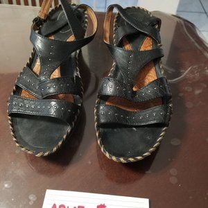 Ariat Women's Leather Sandals (Black)